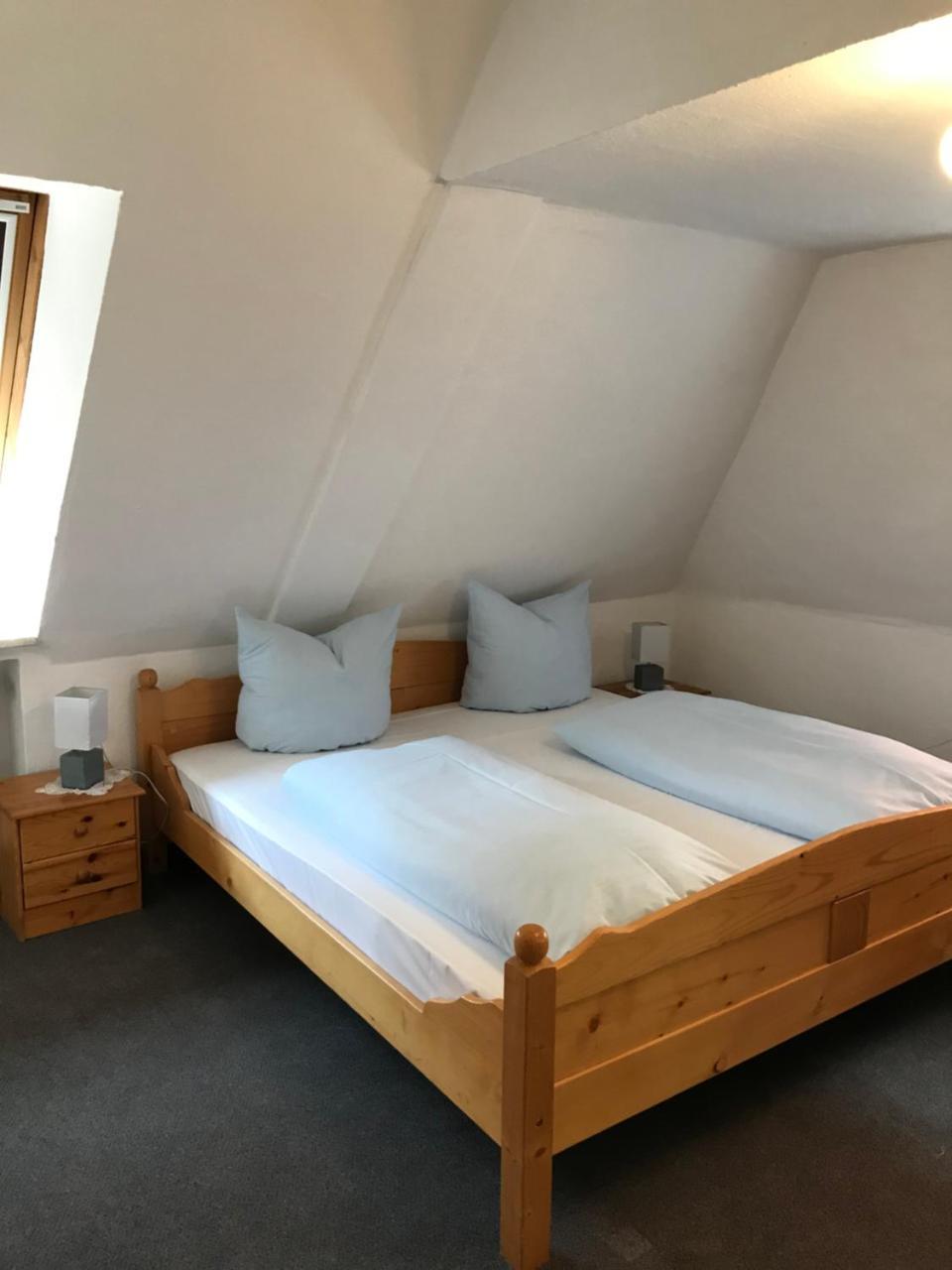 Hotel Guntia Boardinghouse Günzburg Kültér fotó