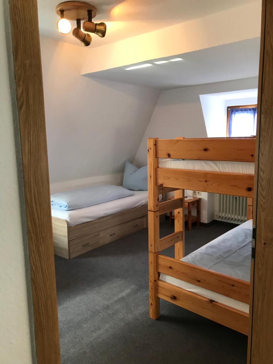 Hotel Guntia Boardinghouse Günzburg Kültér fotó