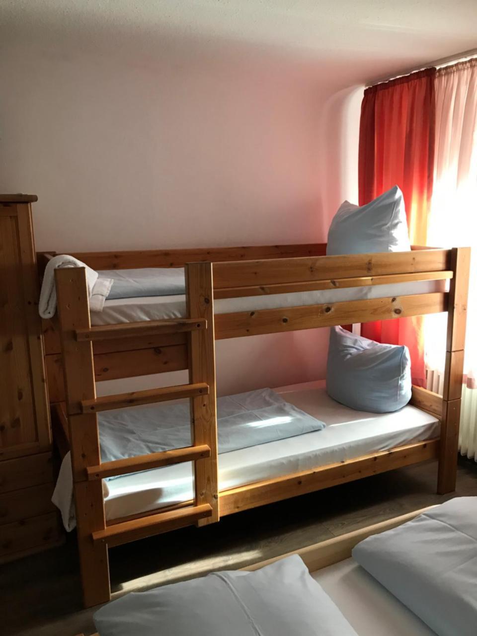 Hotel Guntia Boardinghouse Günzburg Kültér fotó