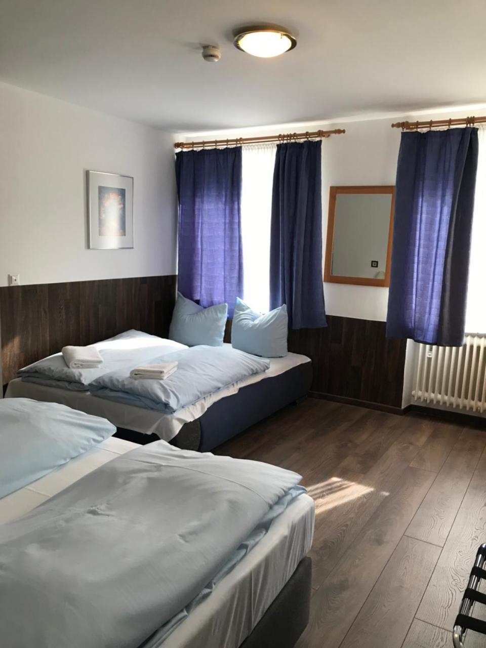 Hotel Guntia Boardinghouse Günzburg Kültér fotó