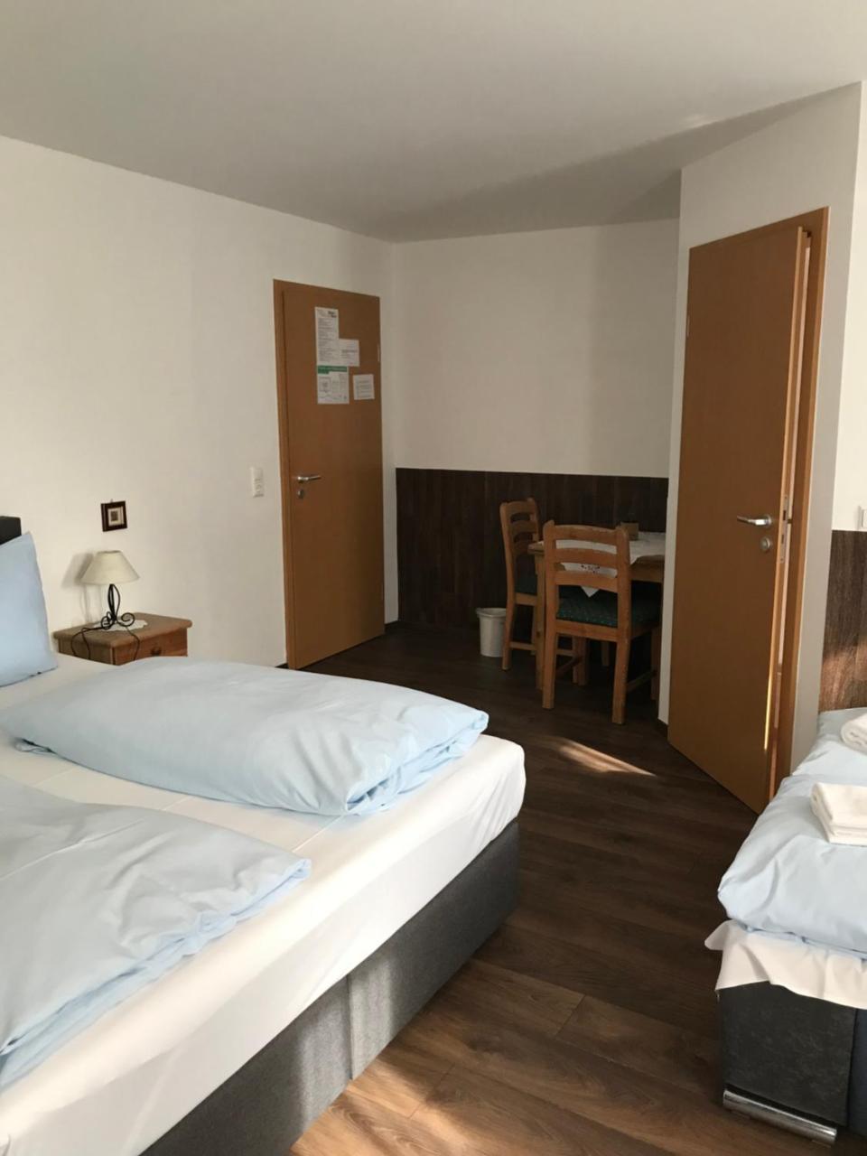 Hotel Guntia Boardinghouse Günzburg Kültér fotó