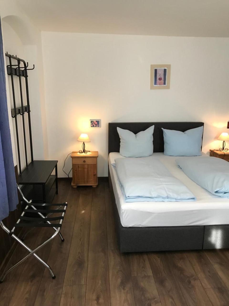 Hotel Guntia Boardinghouse Günzburg Kültér fotó