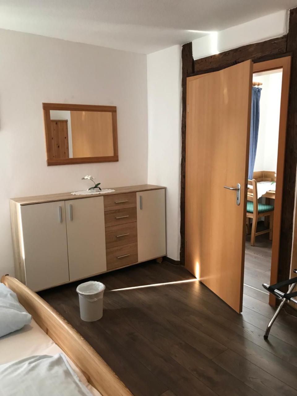 Hotel Guntia Boardinghouse Günzburg Kültér fotó