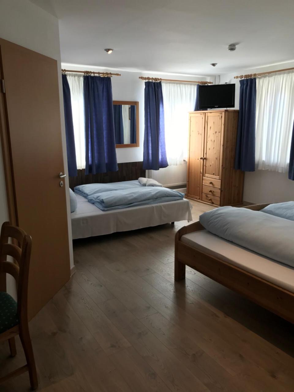 Hotel Guntia Boardinghouse Günzburg Kültér fotó